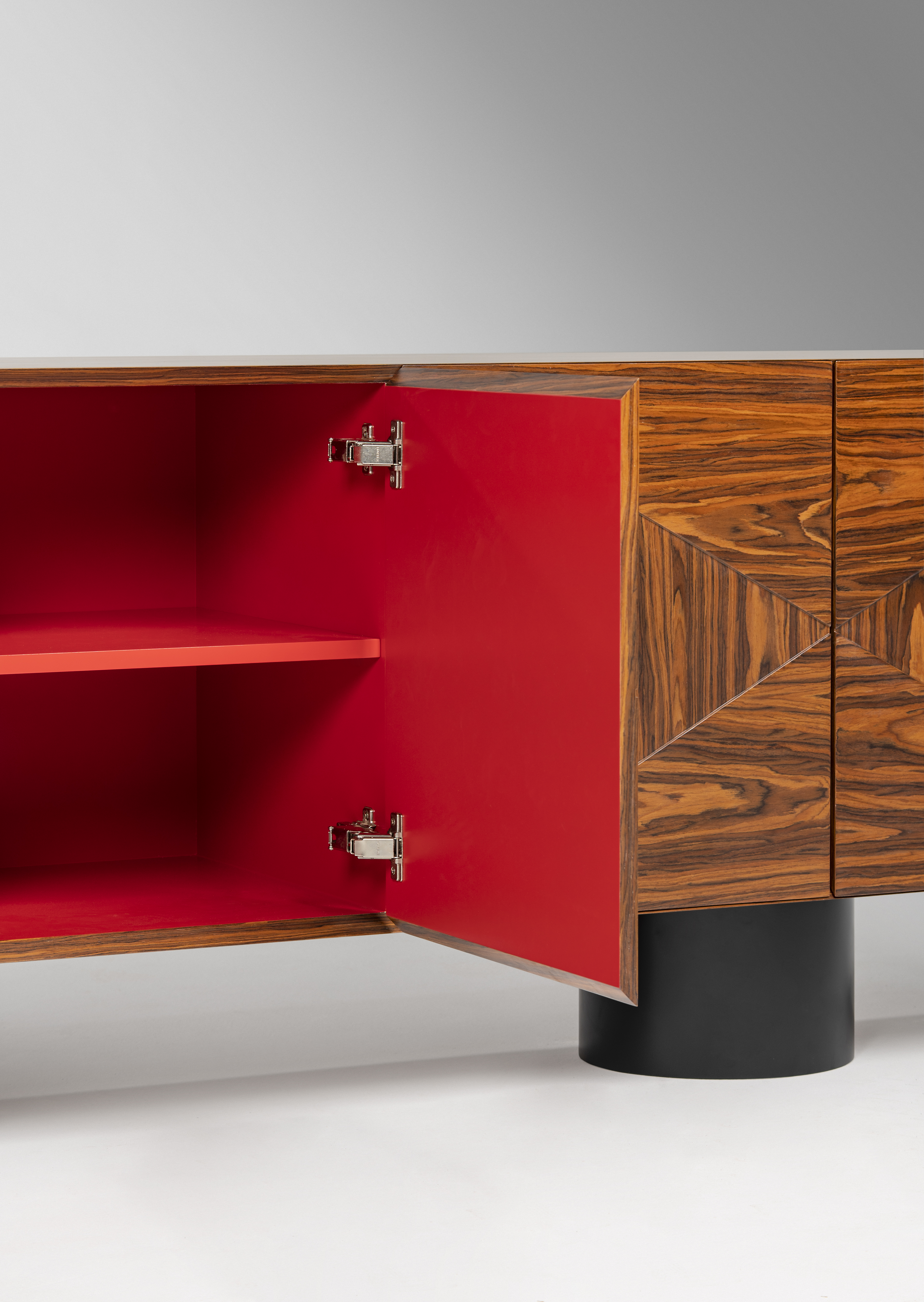 Luxurious organic bench